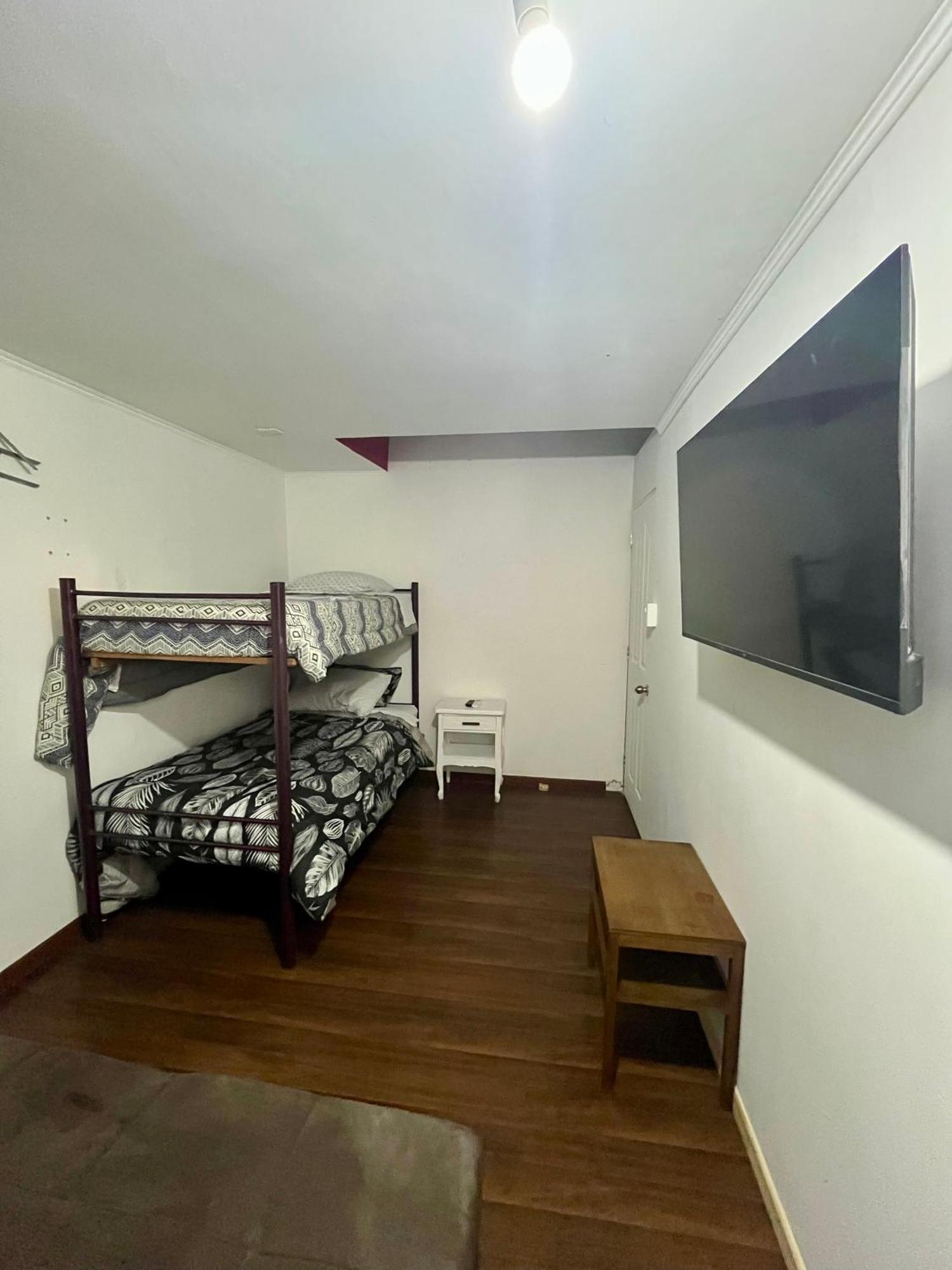 Hostel Tu Espacio Re - Habitaciones Cerca Del Aeropuerto Santiago de Chile Exteriör bild
